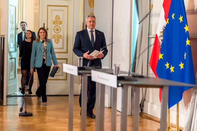 Official visit by Roberta METSOLA, EP President to Austria - Meeting with Karl NEHAMMER, Austrian Federal Chancellor