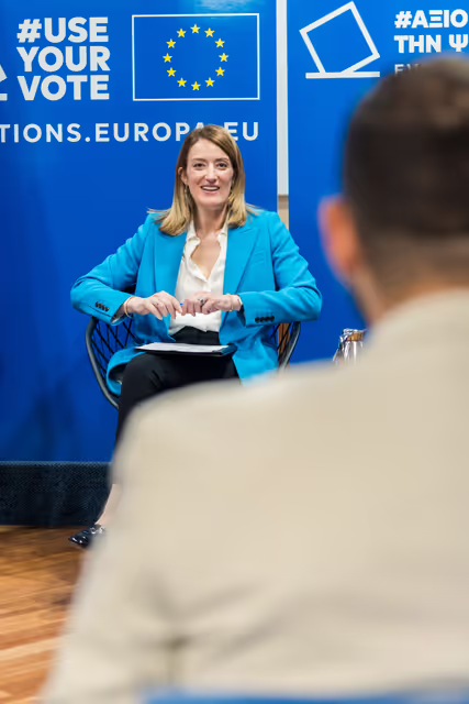 Φωτογραφία 6: Official visit by Roberta METSOLA, EP President to Cyprus - Participation to a round-table discussion with young people