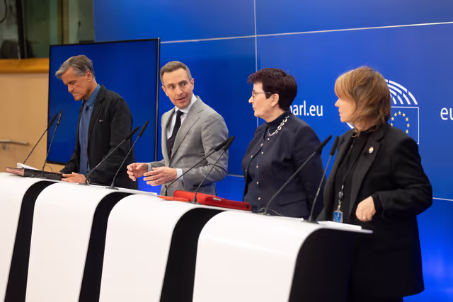 Foto 26: Press conference on Migration Pact files