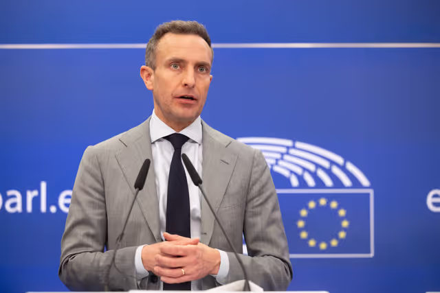 Foto 3: Press conference on Migration Pact files