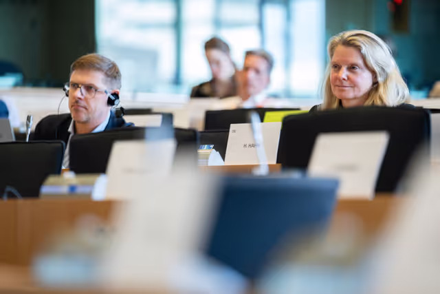 Photo 10: ITRE Committee meeting