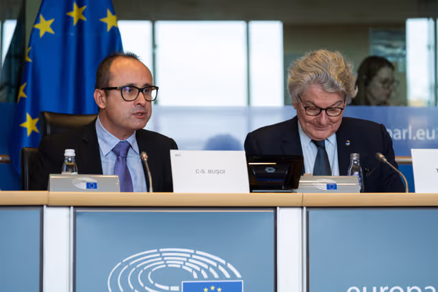 Photo 3: ITRE Committee meeting