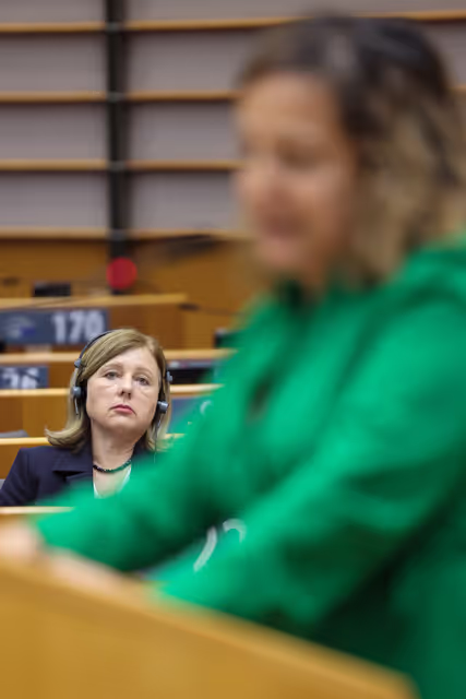 Photo 27: EP Mini-Plenary Session - Council and Commission statements - New allegations of Russian interference in the European Parliament, in the upcoming EU elections and the impact on the Union