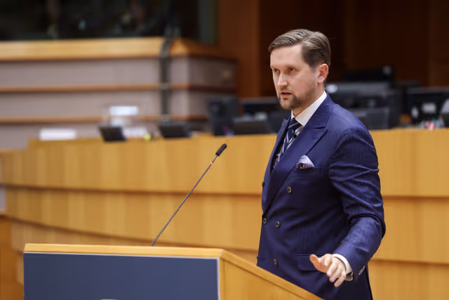 Photo 23: EP Mini-Plenary Session - Council and Commission statements - New allegations of Russian interference in the European Parliament, in the upcoming EU elections and the impact on the Union