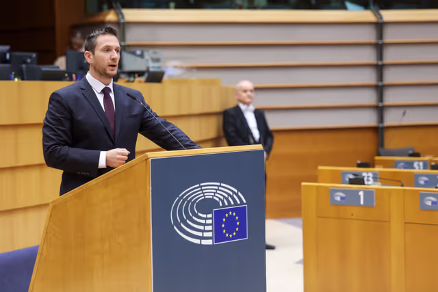 Photo 20: EP Mini-Plenary Session - Council and Commission statements - New allegations of Russian interference in the European Parliament, in the upcoming EU elections and the impact on the Union