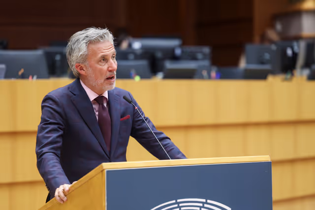 Photo 18: EP Mini-Plenary Session - Council and Commission statements - New allegations of Russian interference in the European Parliament, in the upcoming EU elections and the impact on the Union