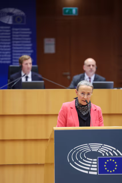 Photo 16: EP Mini-Plenary Session - Council and Commission statements - New allegations of Russian interference in the European Parliament, in the upcoming EU elections and the impact on the Union