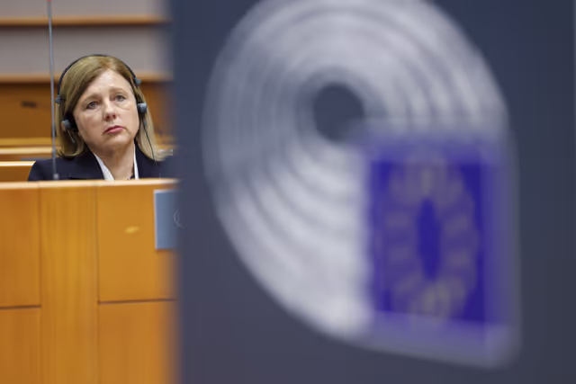 Photo 11: EP Mini-Plenary Session - Council and Commission statements - New allegations of Russian interference in the European Parliament, in the upcoming EU elections and the impact on the Union