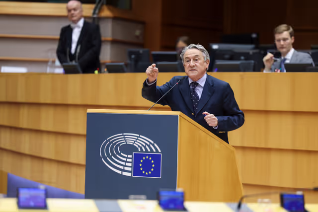 Photo 10: EP Mini-Plenary Session - Council and Commission statements - New allegations of Russian interference in the European Parliament, in the upcoming EU elections and the impact on the Union