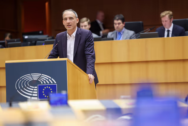 Photo 7: EP Mini-Plenary Session - Council and Commission statements - New allegations of Russian interference in the European Parliament, in the upcoming EU elections and the impact on the Union