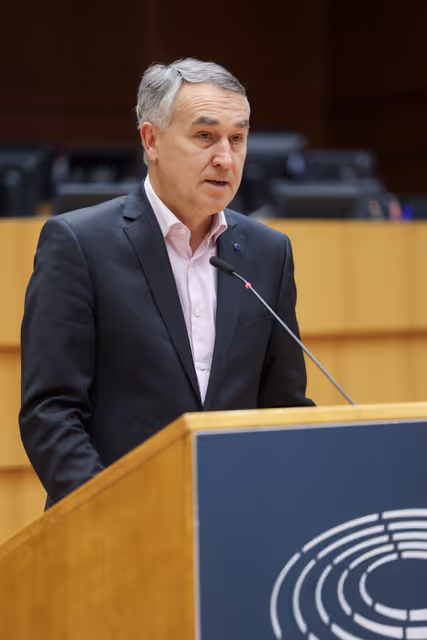 Photo 5: EP Mini-Plenary Session - Council and Commission statements - New allegations of Russian interference in the European Parliament, in the upcoming EU elections and the impact on the Union