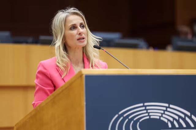 Photo 3: EP Mini-Plenary Session - Council and Commission statements - New allegations of Russian interference in the European Parliament, in the upcoming EU elections and the impact on the Union