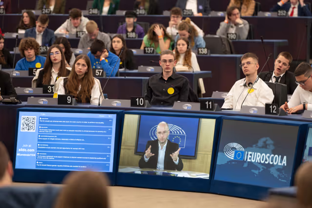 Fotografija 27: Euroscola