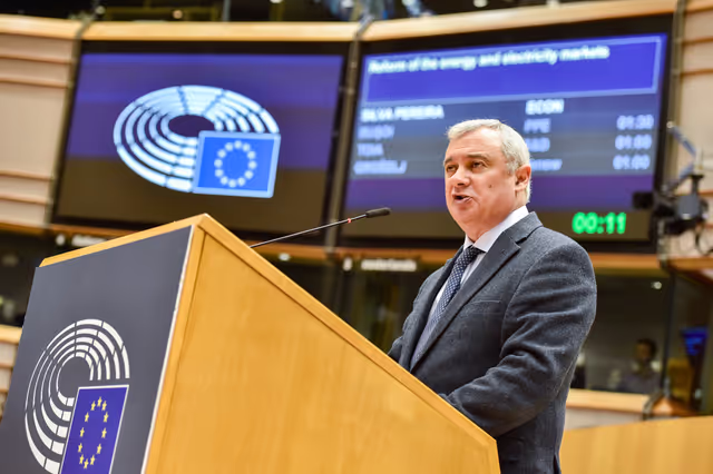 Valokuva 24: EP Mini-Plenary Session - Joint debate - Reform of the energy and electricity markets