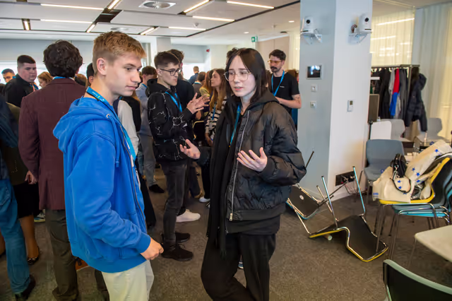 Foto 12: Lux Youth Seminar