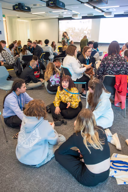 Foto 9: Lux Youth Seminar