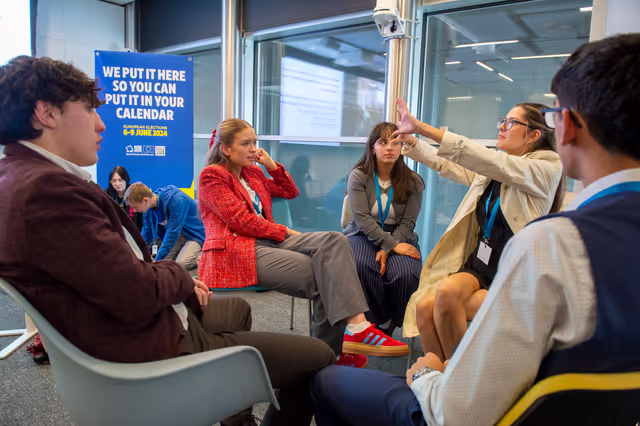 Foto 6: Lux Youth Seminar