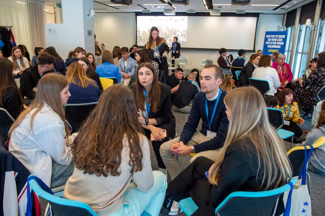 Foto 3: Lux Youth Seminar