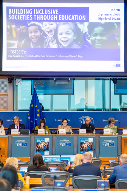 Foto 36: The role of primary schools High-level debate