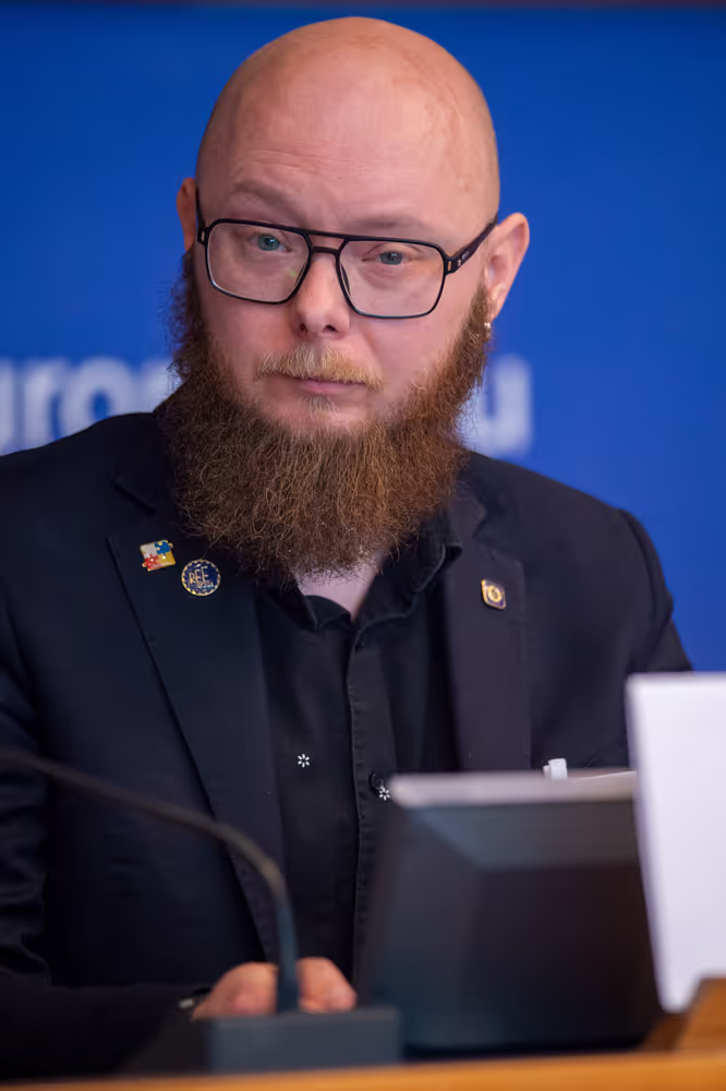 The role of primary schools High-level debate