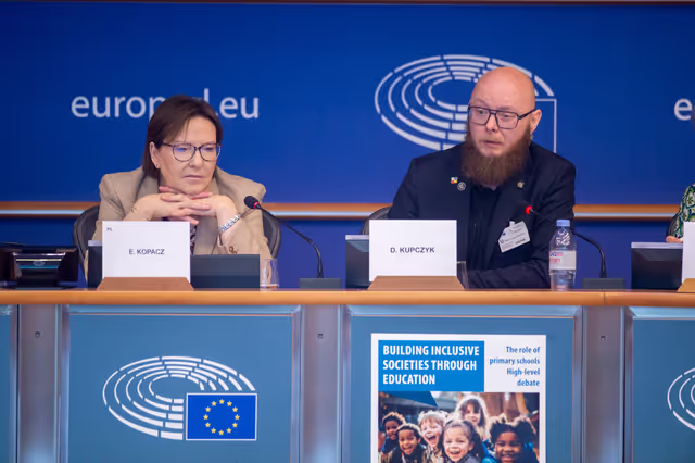 Foto 15: The role of primary schools High-level debate