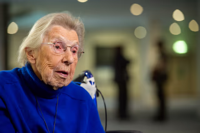 Foto 32: Interviews with the cast for the Hero movie