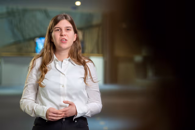 Foto 42: Interviews with the cast for the Hero movie