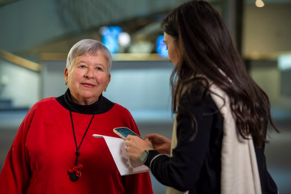 Interviews with the cast for the Hero movie