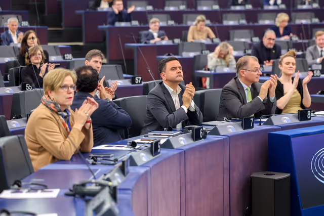 EP Plenary session - Resumption of session and order of business