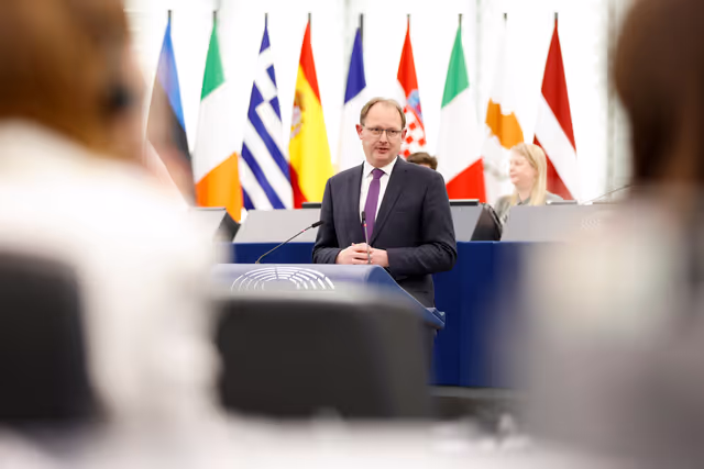 Valokuva 12: EP Plenary session - Common rules promoting the repair of goods