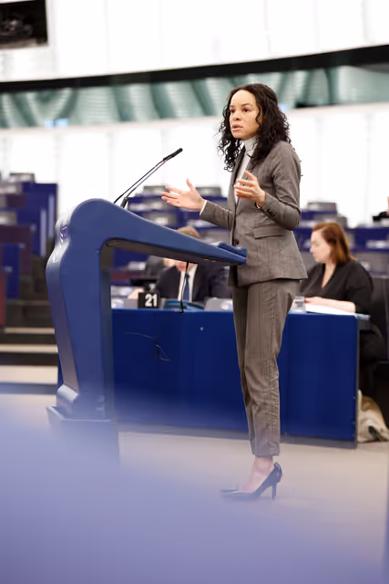Fotografie 39: EP Plenary session - Prohibiting products made with forced labour on the Union market