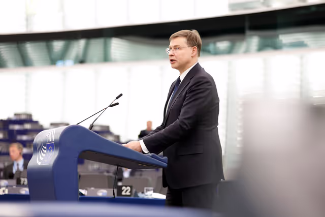Fotografie 29: EP Plenary session - Prohibiting products made with forced labour on the Union market