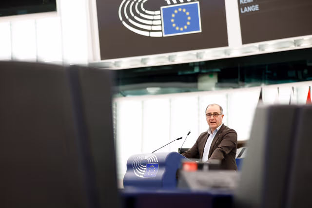 Fotografie 26: EP Plenary session - Prohibiting products made with forced labour on the Union market