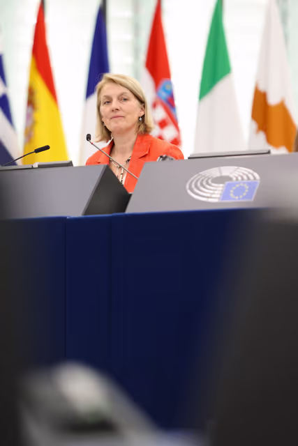 Fotó 21: EP Plenary session - Amending Directive 2011/36/EU on preventing and combating trafficking in human beings and protecting its victims