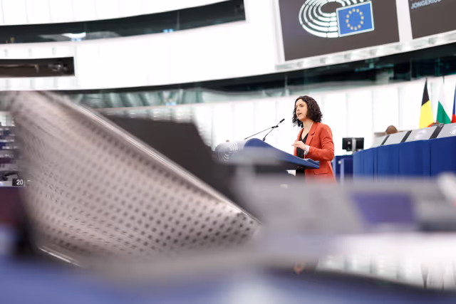 Fotografia 27: EP Plenary session - Joint debate - Economic governance