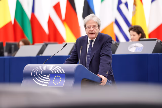 Fotografia 4: EP Plenary session - Joint debate - Economic governance