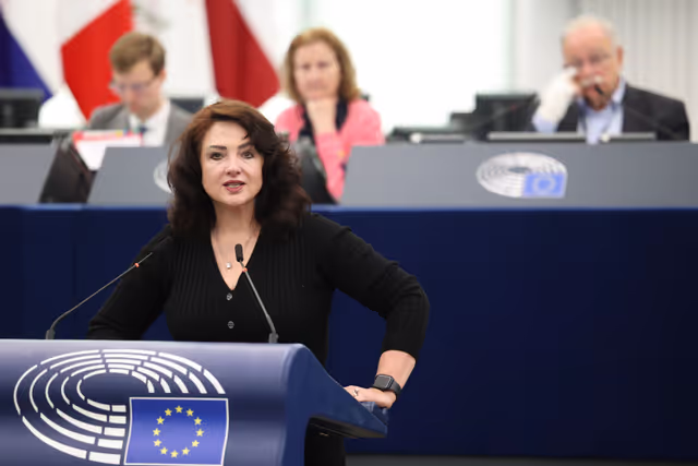 Foto 44: EP Plenary session - Combating violence against women and domestic violence