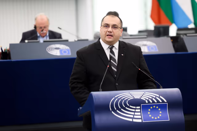 Foto 18: EP Plenary session - Combating violence against women and domestic violence