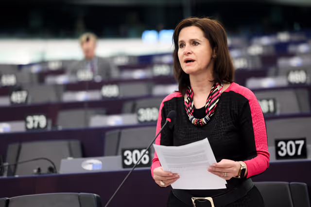 Foto 11: EP Plenary session - Combating violence against women and domestic violence