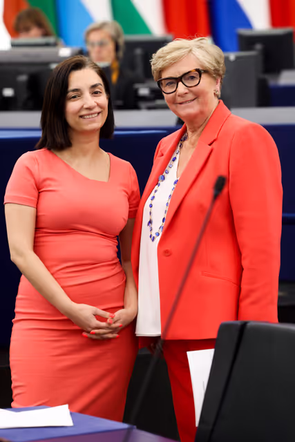 Foto 5: EP Plenary session - Combating violence against women and domestic violence