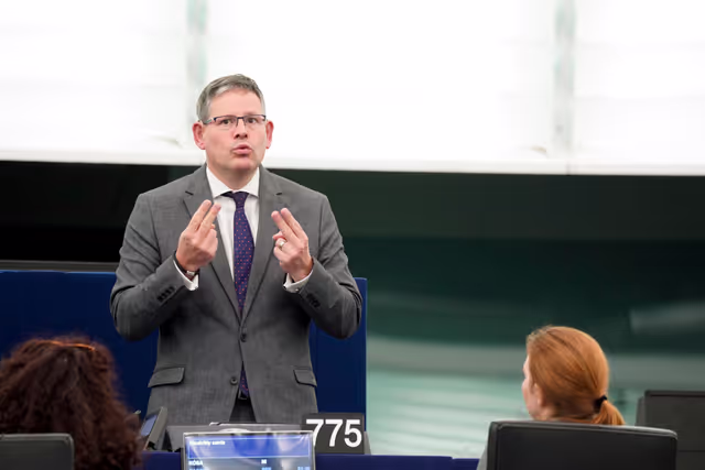Photo 20: EP Plenary session - Joint Debate - Disability cards