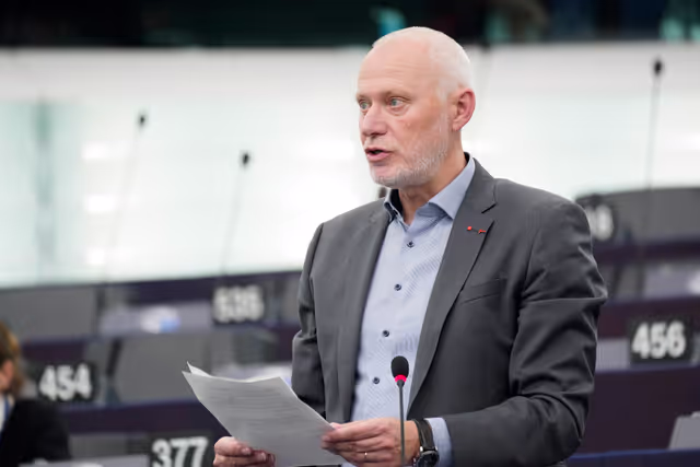 Photo 5: EP Plenary session - Joint Debate - Disability cards