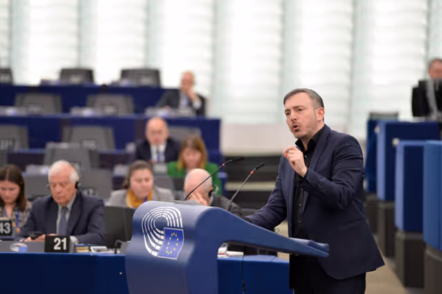 Photo 35 : EP Plenary session - Commission statement - The use of Russian frozen assets to support Ukraine’s victory and reconstruction