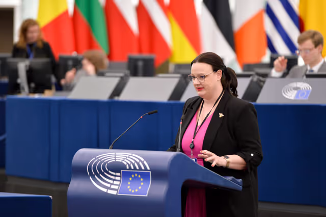 Photo 33 : EP Plenary session - Commission statement - The use of Russian frozen assets to support Ukraine’s victory and reconstruction