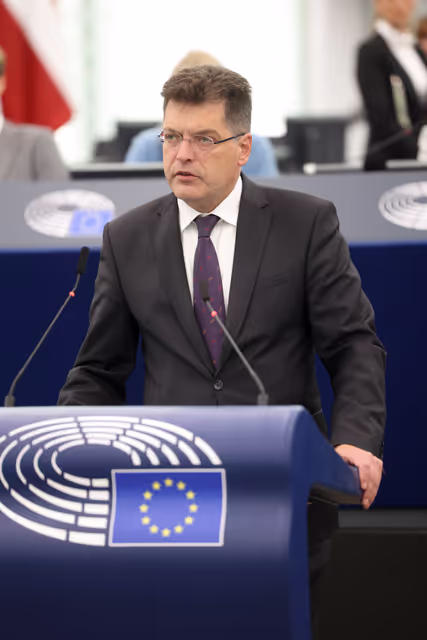 Photo 21 : EP Plenary session - Commission Statement - Attempts to reintroduce a foreign agent law in Georgia and its restrictions on civil society