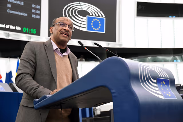 Fotografie 6: EP Plenary session - Commission statement - Situation in Haiti