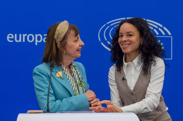 Photo 20: Press conference on the adoption of the Forced Labour Regulation