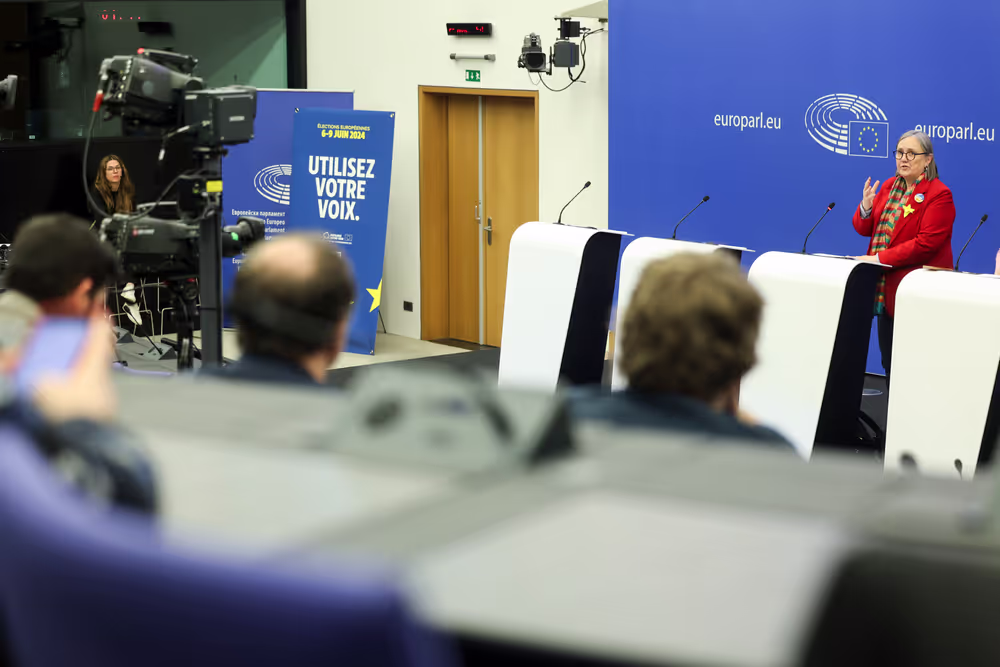 Press conference on Parliament's vote on the Late Payments regulation