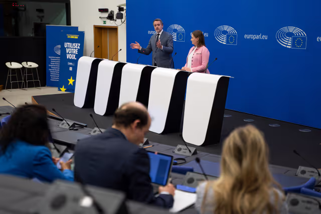 Billede 11: Press conference on the Final vote on the right to repair