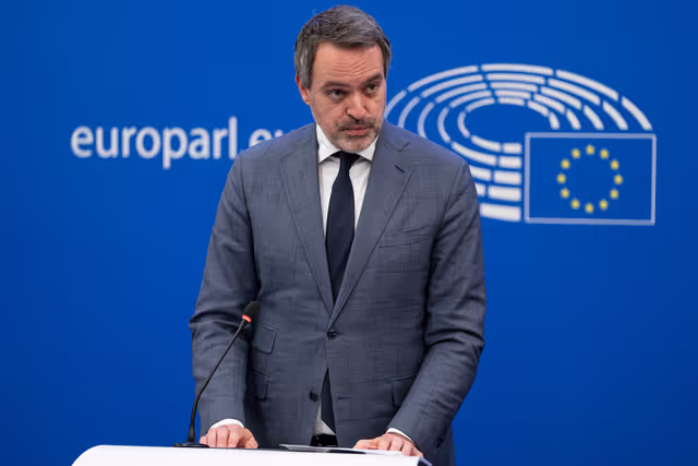 Billede 4: Press conference on the Final vote on the right to repair